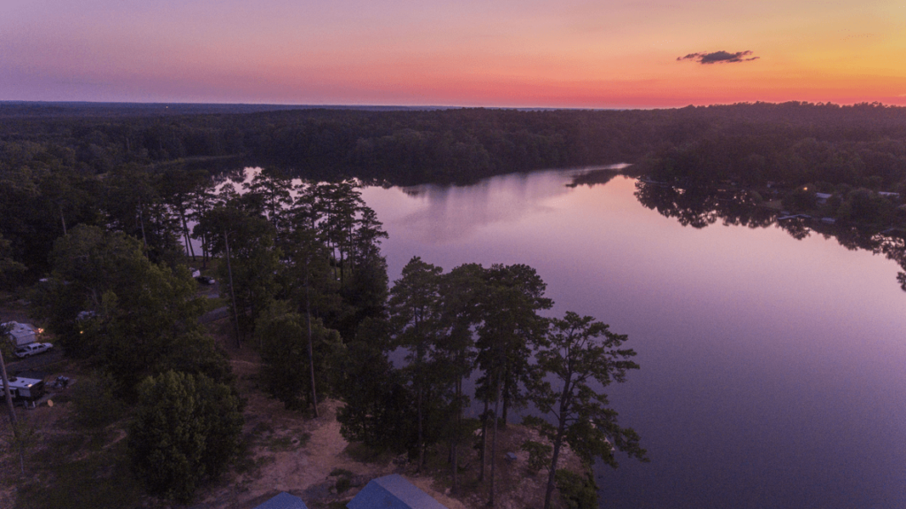 Jellystone Park Pelahatchie - Yogi on the Lake - NAI Outdoor